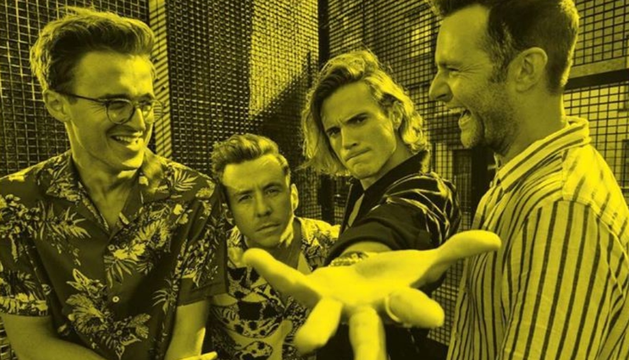 Enquanto McFly faz live com camisas do Brasil, fãs reclamam de lentidão para comprar ingressos para shows no país