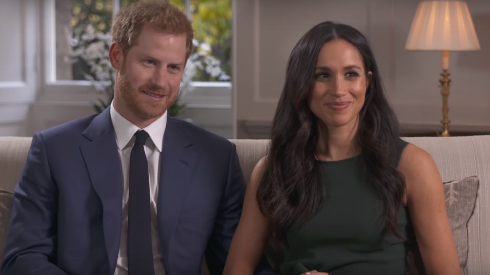 Príncipe Charles dará mesada a Harry e Meghan por um ano