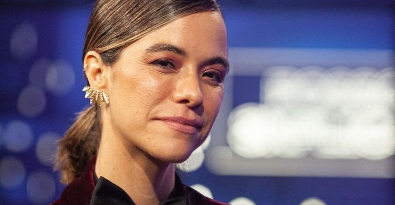Miá Mello sobre “Posso Explicar”, novo talk show de ciências: “Falar sobre isso nunca foi tão urgente”