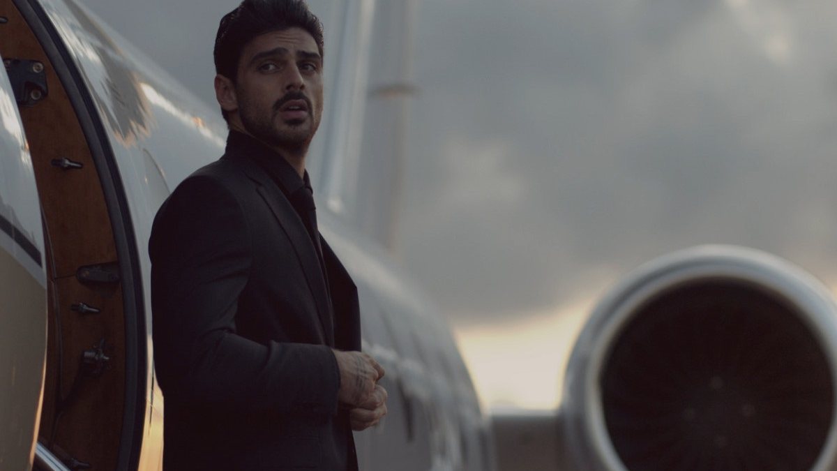 Protagonista de 365 Dias tem outro papel polêmico na Netflix; saiba mais