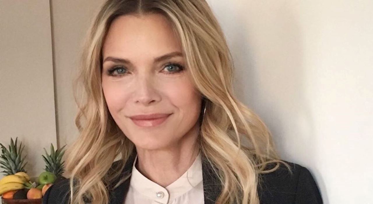 Michelle Pfeiffer revela ter sofrido abuso sexual de um “homem poderoso da indústria” aos 20 anos
