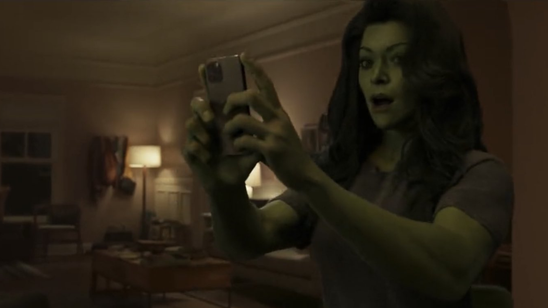 “Mulher-Hulk” ganha primeiro trailer, mas decepciona fãs com efeitos especiais ruins; confira reações