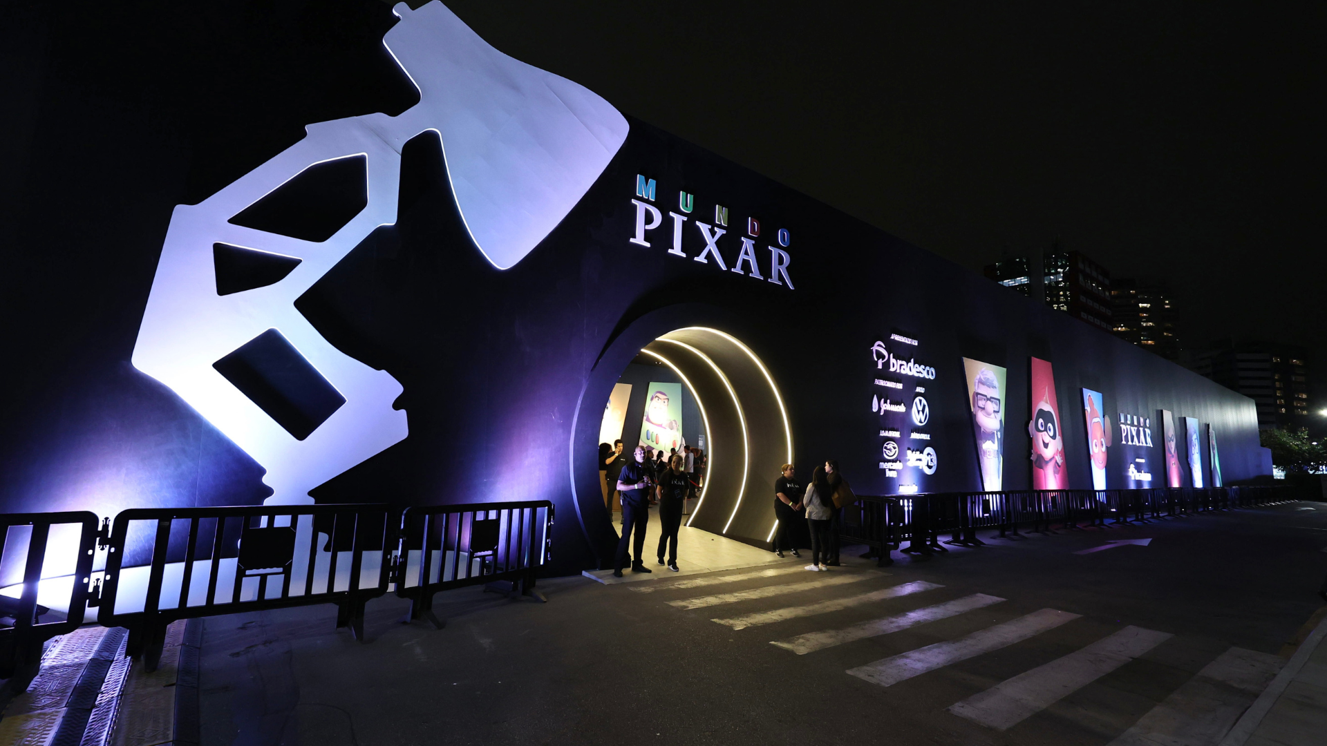 “Mundo Pixar” estreia em São Paulo com experiência “instagramavél” para os fãs