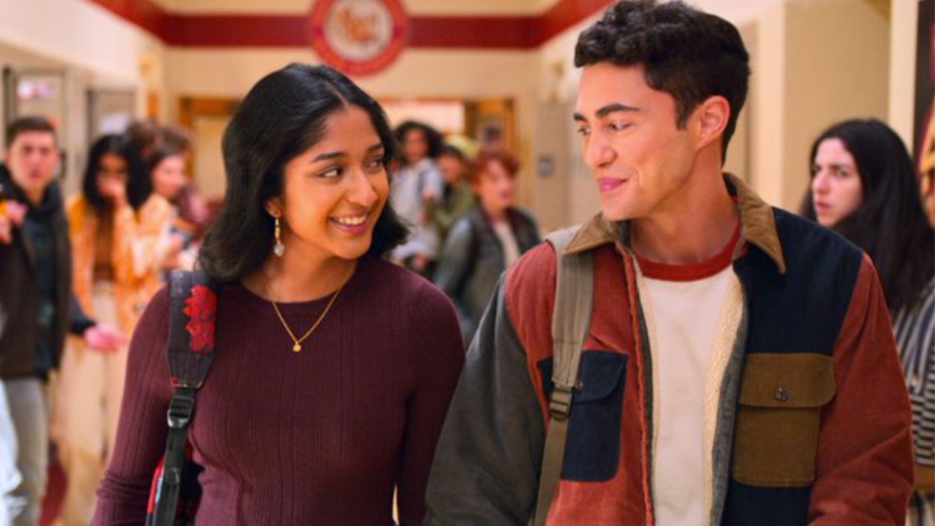 Netflix divulga primeira cena da 3ª temporada de “Eu Nunca…”; assista