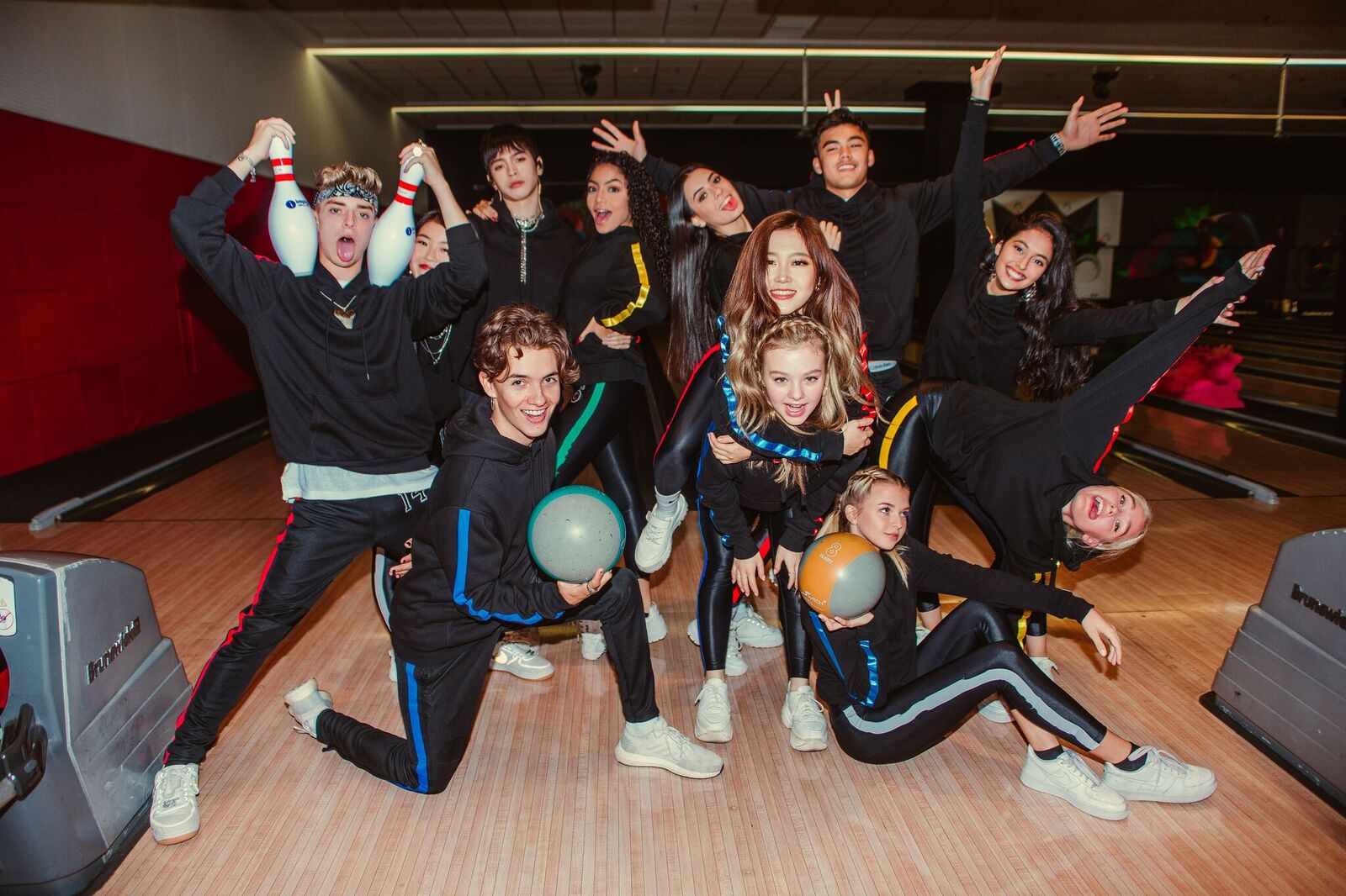 Now United promove campanha em que fãs poderão criar coreografia para novo clipe