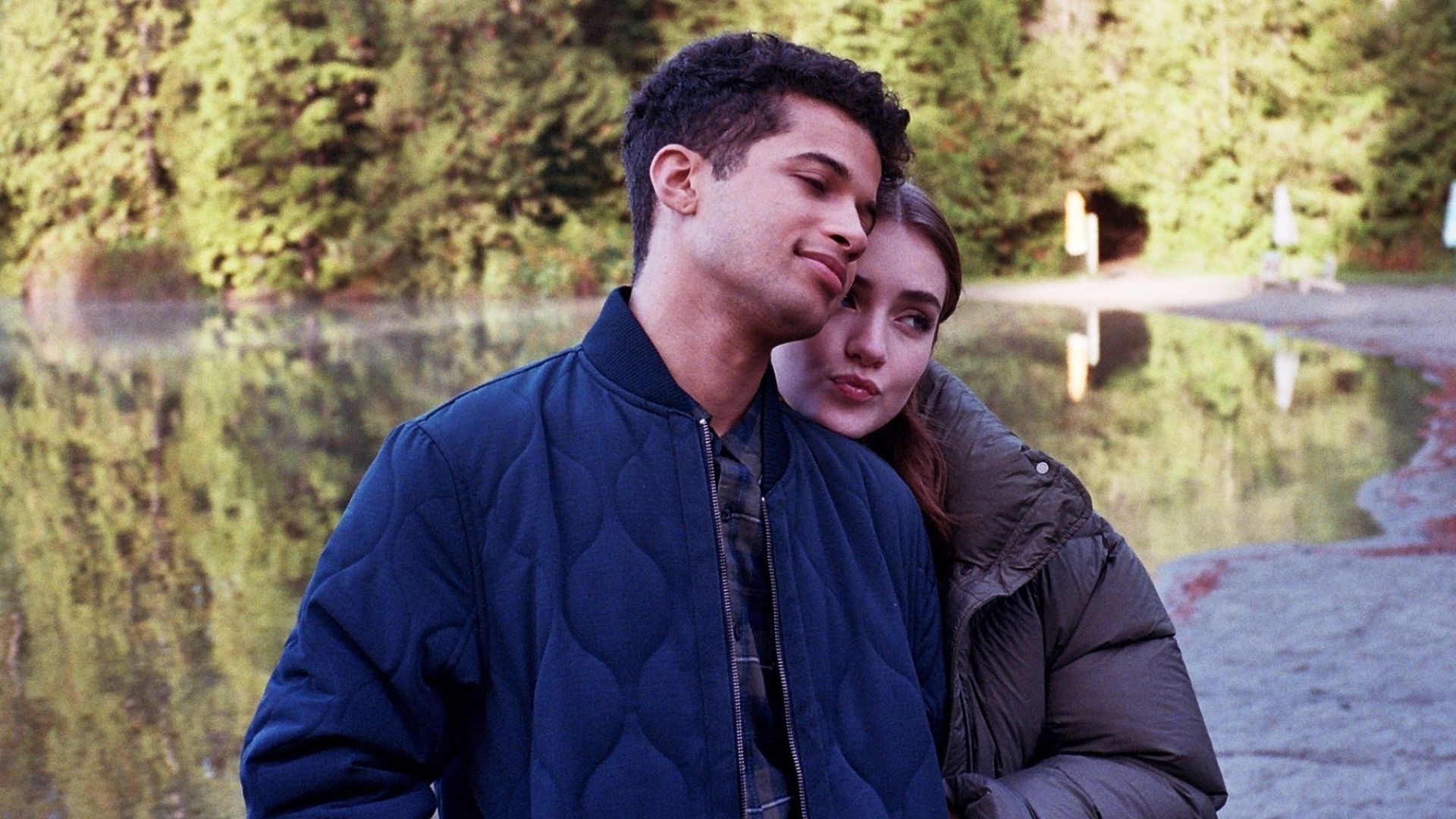 “Olá, Adeus e Tudo Mais”, novo romance da Netflix com Jordan Fisher, ganha data de estreia