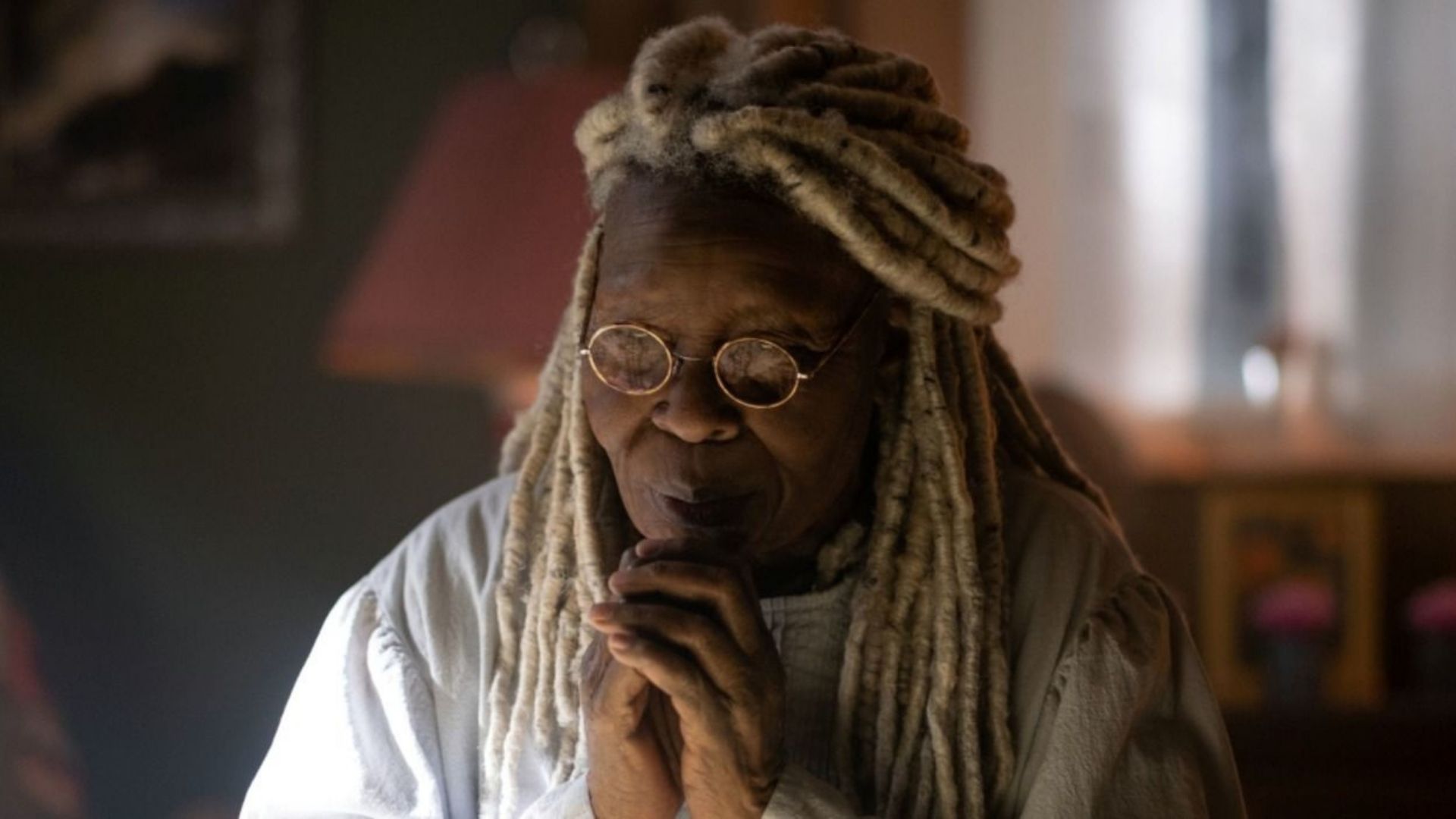 “Os Filhos de Anansi”: Whoopi Goldberg será Mulher Pássaro em série da Amazon
