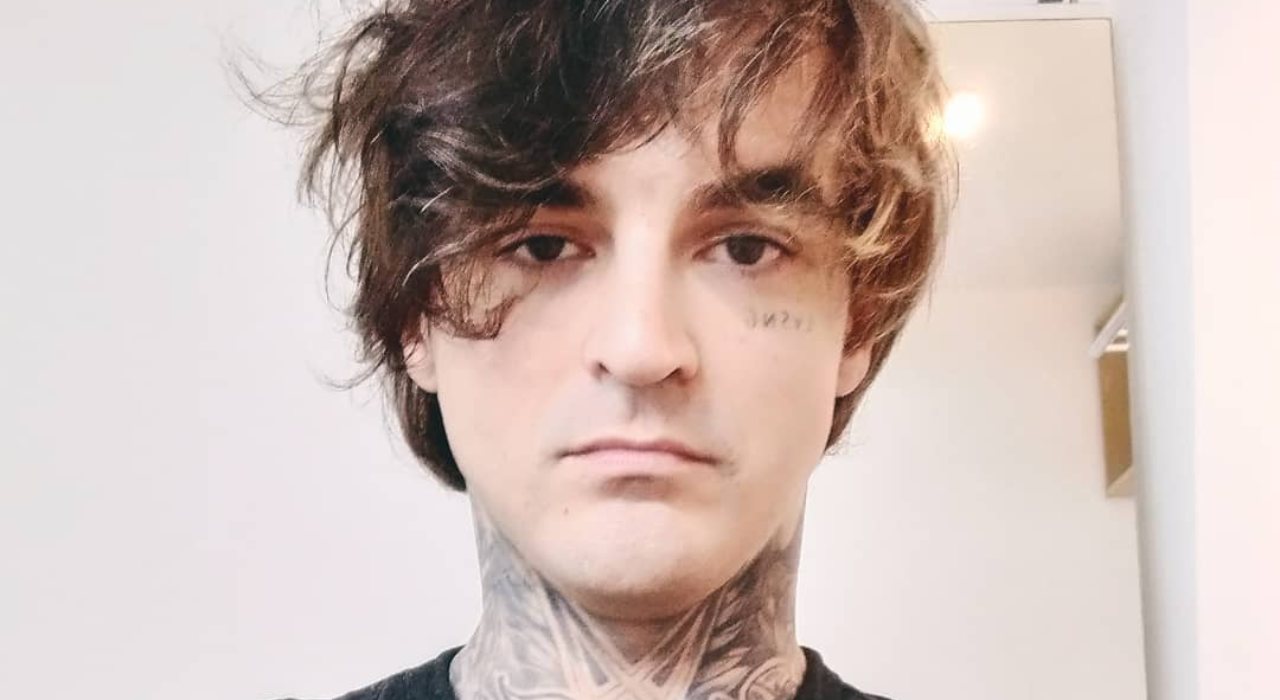 PC Siqueira se pronuncia sobre críticas após retornar para o YouTube: “Sofrendo muito”