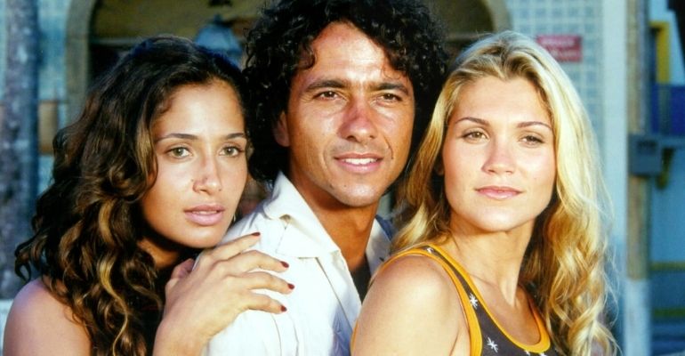 “Porto dos Milagres” chega ao Globoplay na véspera do Dia de Iemanjá