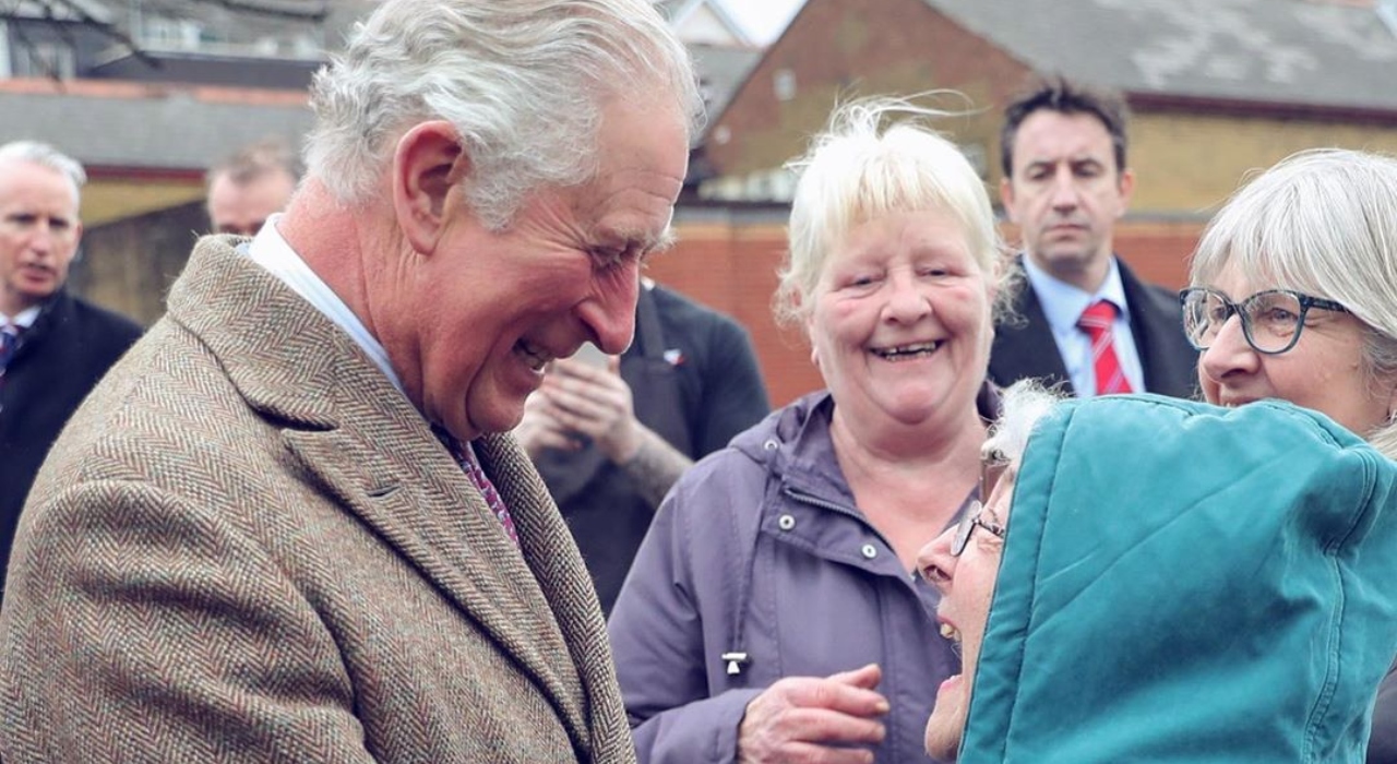 Aos 71 anos, príncipe Charles está com coronavírus