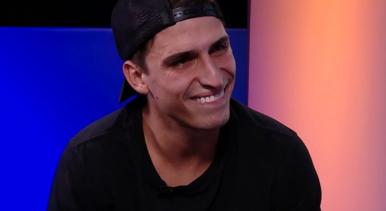 Felipe Prior, do BBB20, comenta sobre corrigir comportamento machista: “Me propus a aprender”