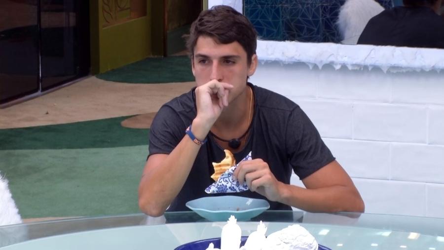 BBB20: Líder da semana, Prior aposta que brothers começarão a brigar entre si