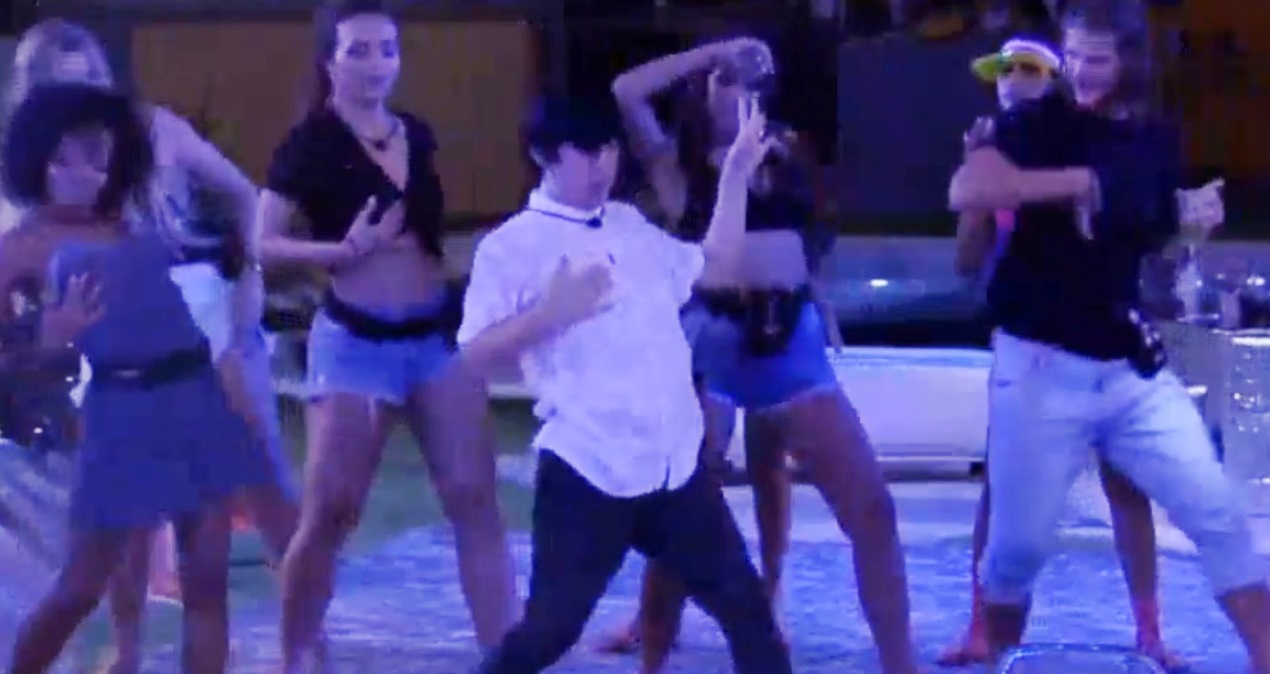 BBB20: Pyong dança mais uma vez Pesadão, da Iza, após ensinar coreografia oficial aos brothers