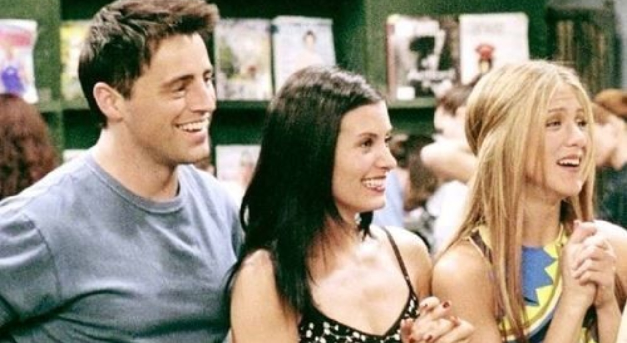 Courtney Cox compartilha reencontro com Jennifer Aniston e Matt LeBlanc, de Friends