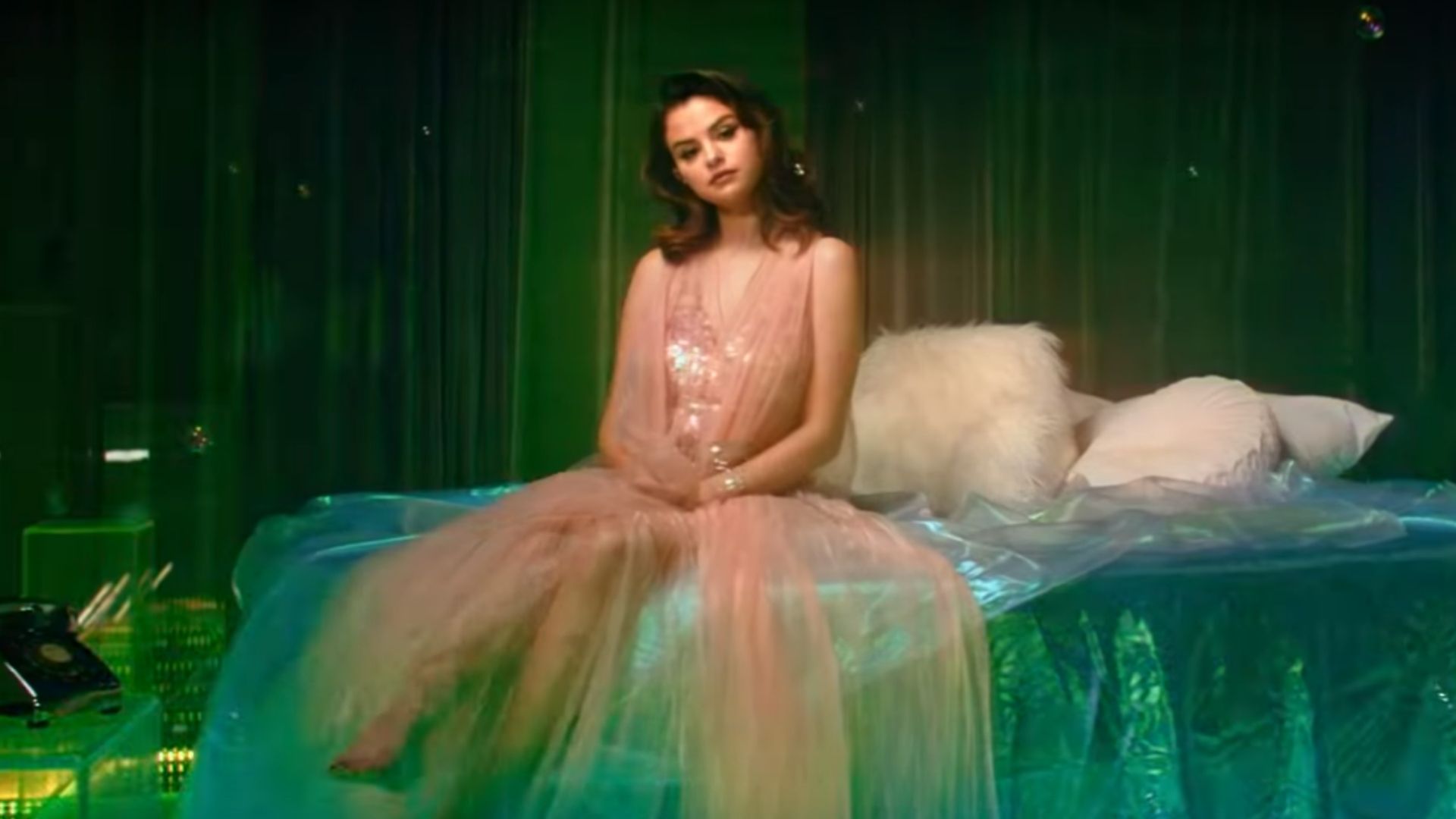 Rare: Novo álbum de Selena Gomez estreia no topo da Billboard