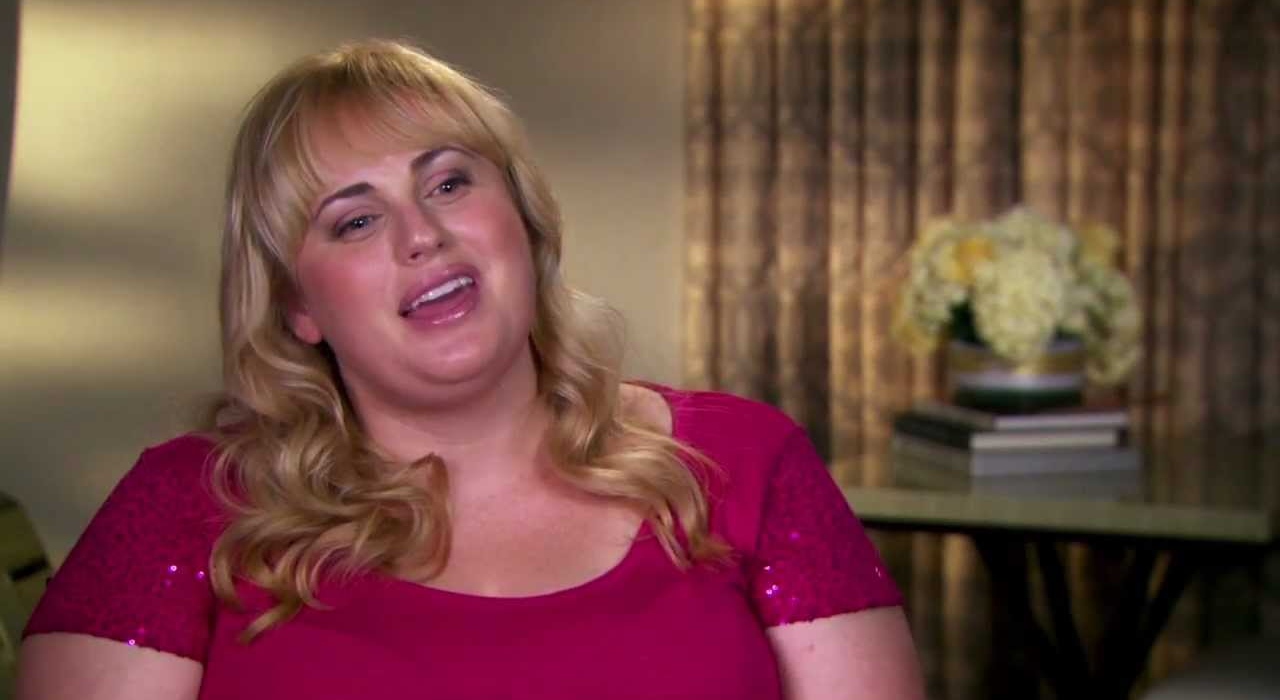 Rebel Wilson, estrela de A Escolha Perfeita, irá produzir filme de comédia sobre K-Pop