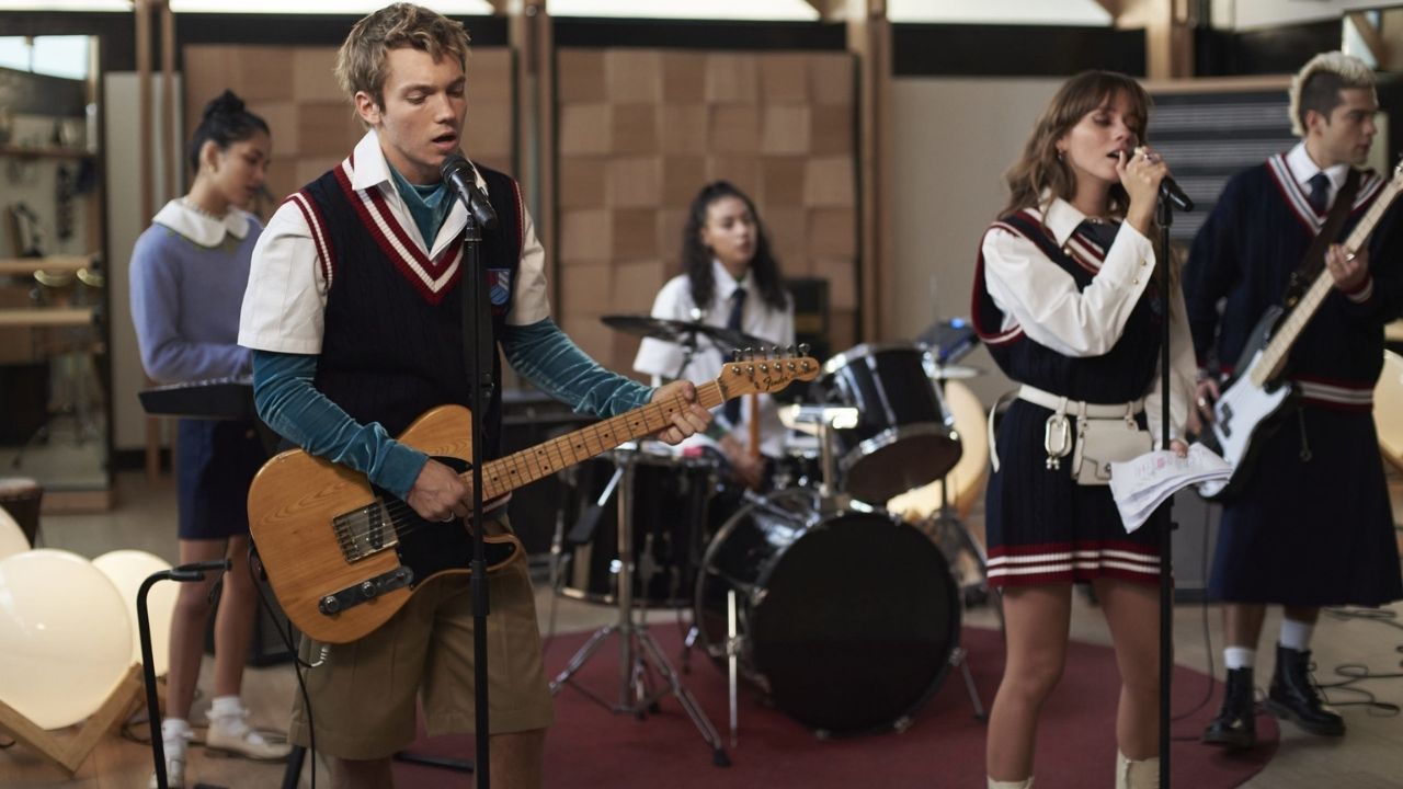 “Rebelde” ganha trailer oficial cercado de traição e problemas escolares; assista