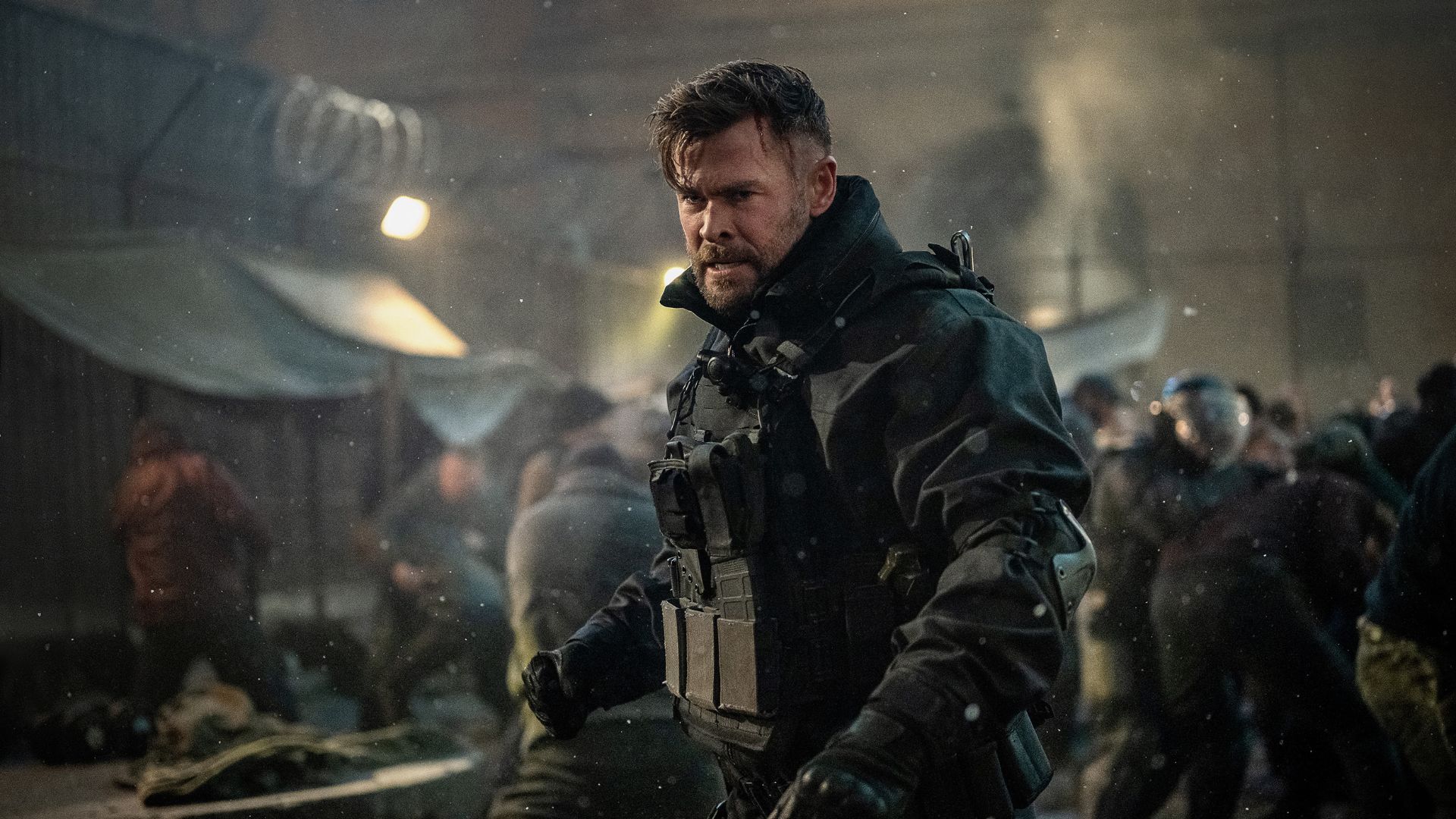 “Resgate 2”: Filme de ação estrelado por Chris Hemsworth ganha data de estreia na Netflix