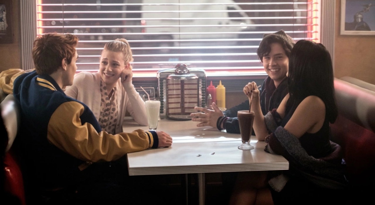Casa Warner temática de Friends terá atrações baseadas também em Riverdale