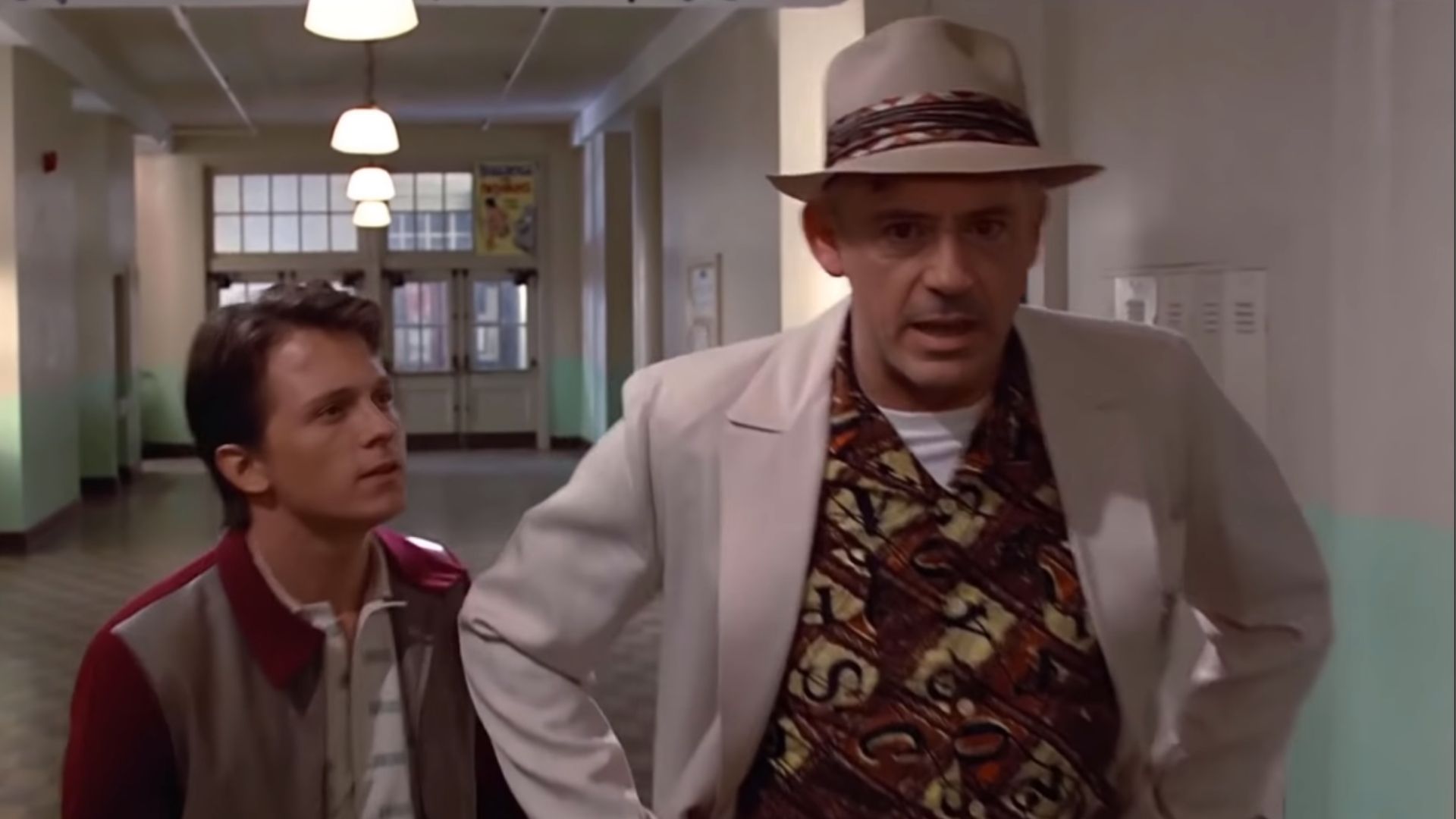Vídeo coloca Robert Downey Jr. e Tom Holland como os personagens de De Volta Para o Futuro