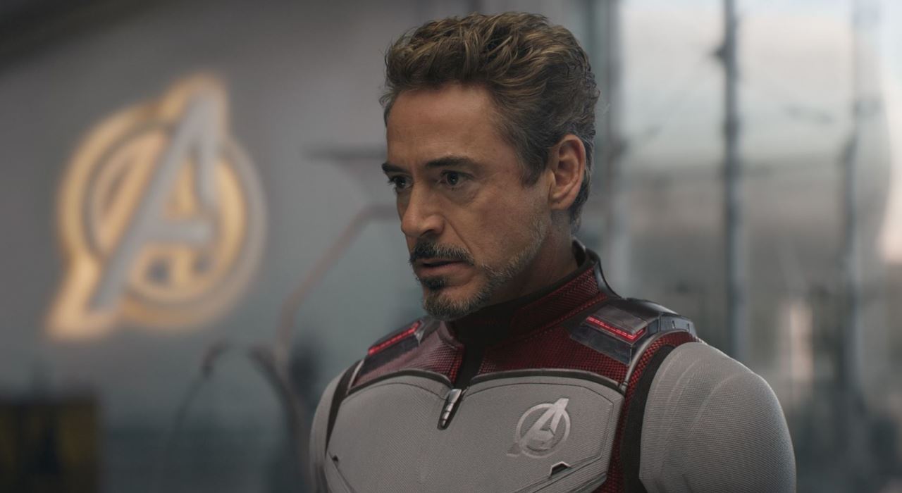 Jon Favreau quer Robert Downey Jr. como diretor da Marvel