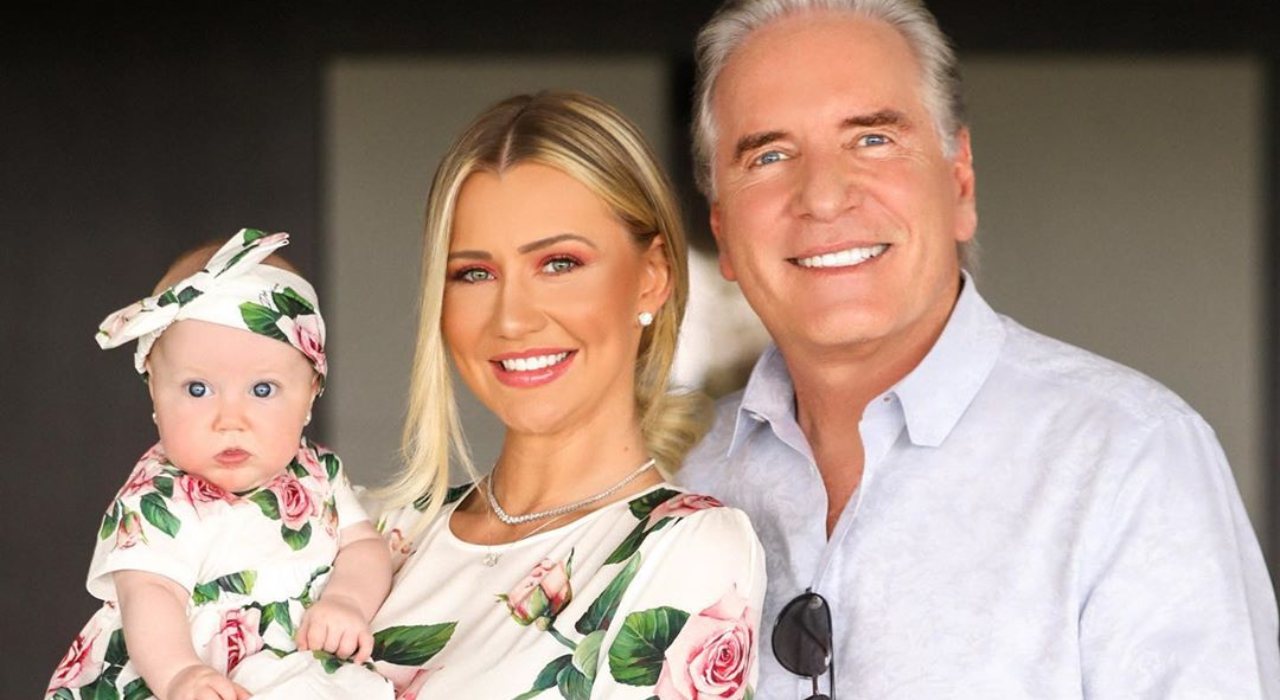 Aos 4 meses de vida, filha de Roberto Justus é dona de closet gigante; veja