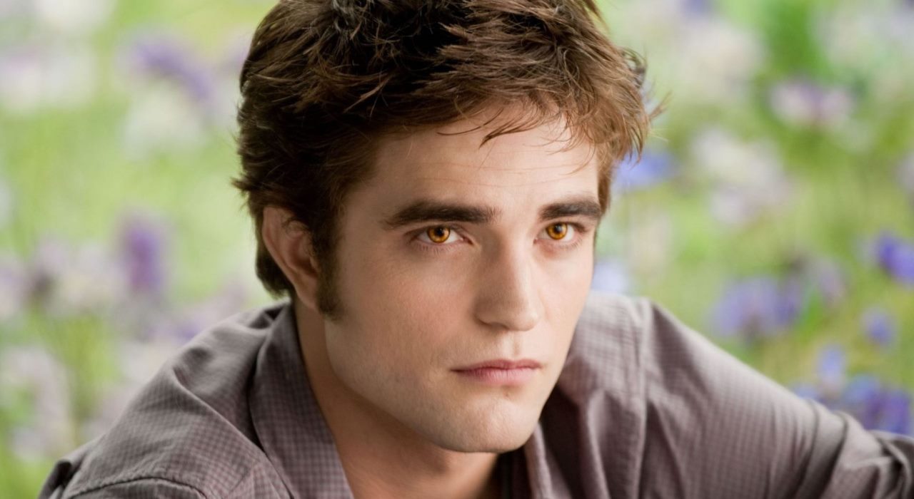 Robert Pattinson revela não entender a paixão dos fãs por Crepúsculo: “É uma história estranha”