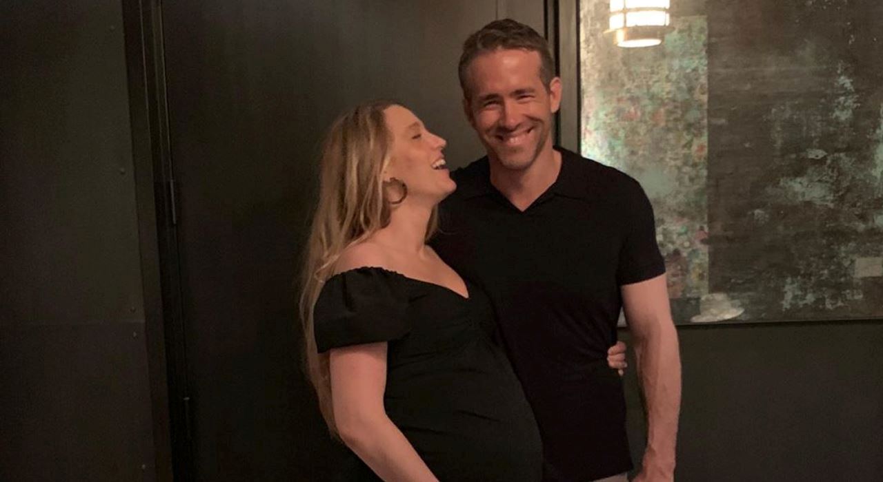 Ryan Reynolds brinca que filha com Blake Lively de 2 meses ainda não tem nome: “Vamos ser originais”