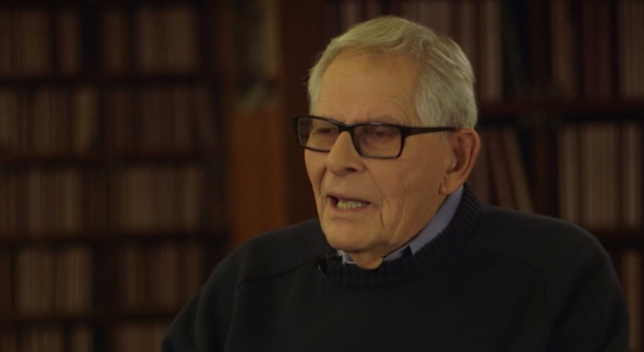Sam Bobrick, criador de Uma Galera do Barulho, morre aos 87 anos