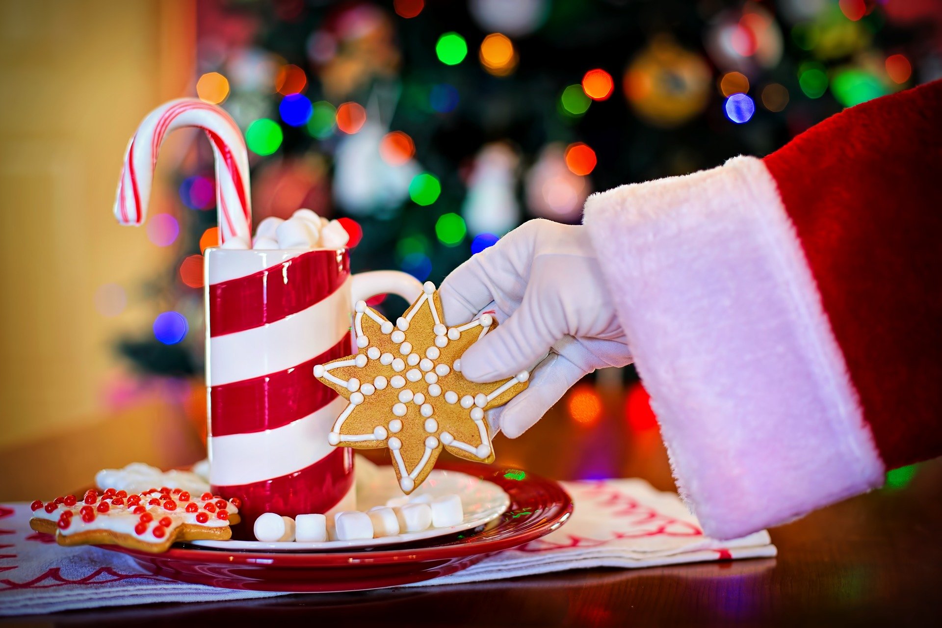 Com a pandemia, shopping de SP lança Papai Noel virtual e surpreende as crianças