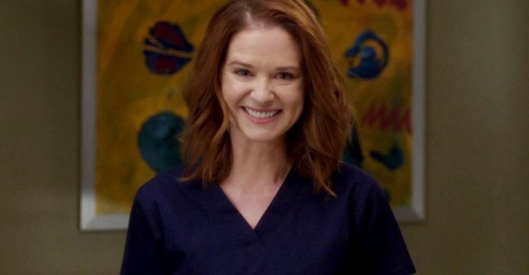 Sarah Drew volta a “Grey’s Anatomy” na 17ª temporada