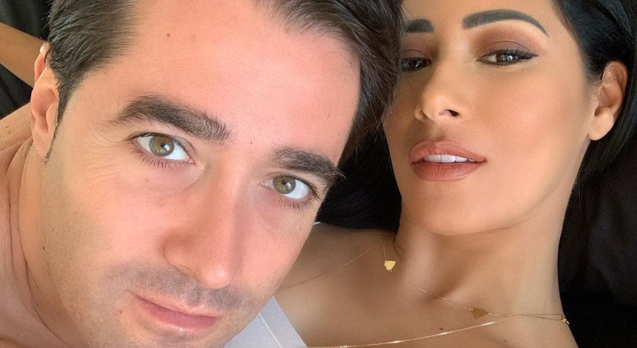 Simaria conta que faz sexo com o marido em espanhol: “Envolve a gente”