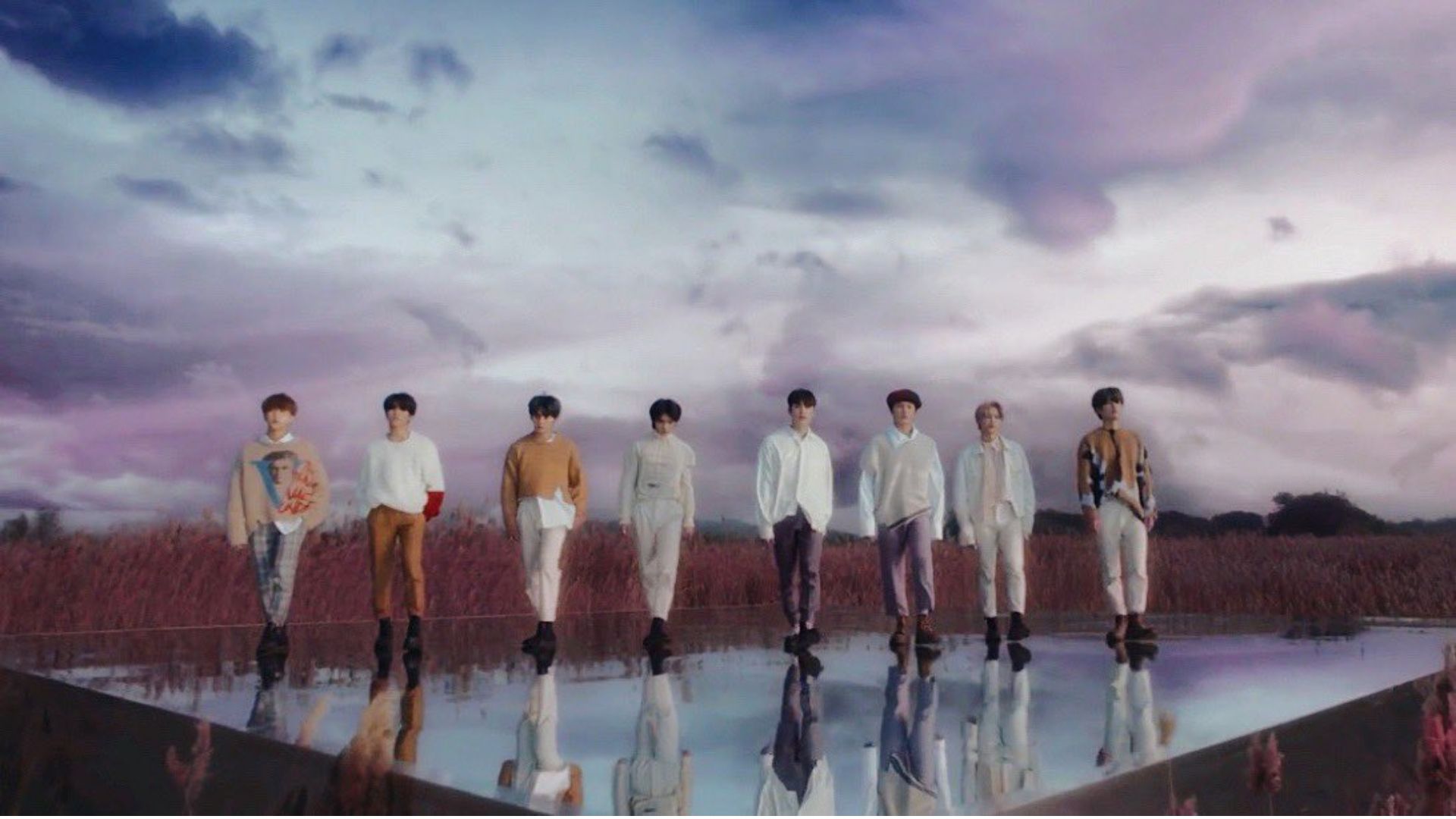 Stray Kids lança o videoclipe de Levanter, single que leva o nome do mais recente álbum do grupo