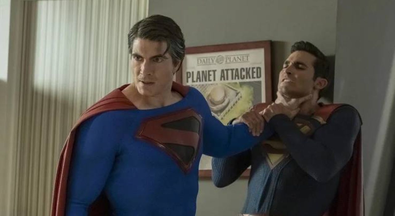 Crise Nas Infinitas Terras: Duas versões do Superman se enfrentam em nova foto