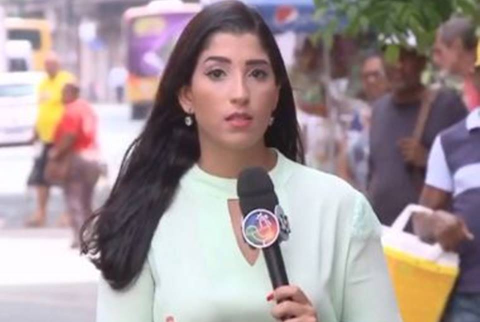 Repórter de TV desmaia durante entrevista ao vivo com governador da Bahia