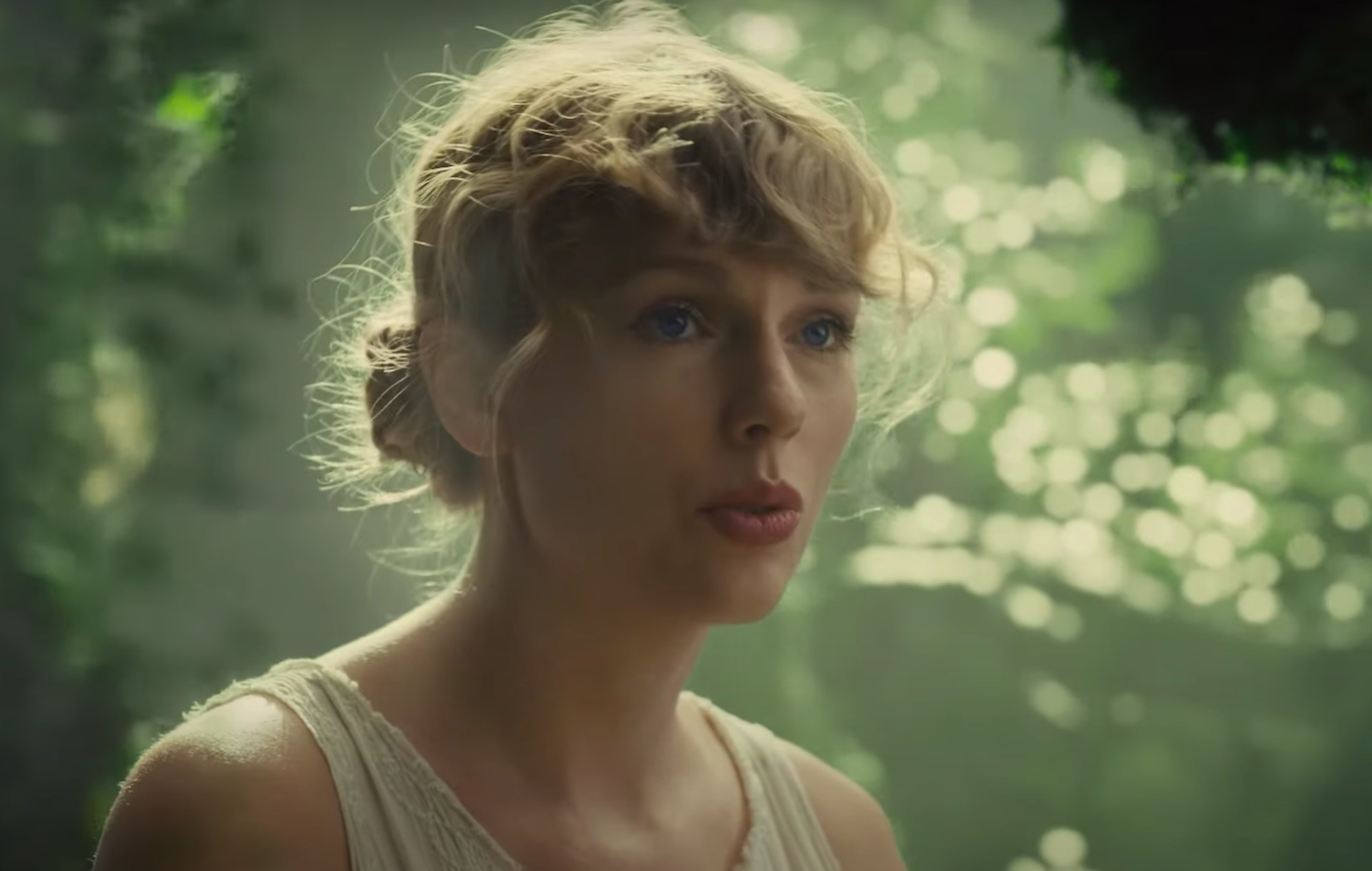 Taylor Swift é eleita Artista do Ano no American Music Awards; veja lista de vencedores