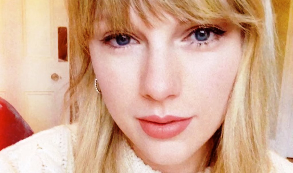 Christmas Tree Farm: Taylor Swift anuncia o lançamento de música natalina para esta quinta-feira