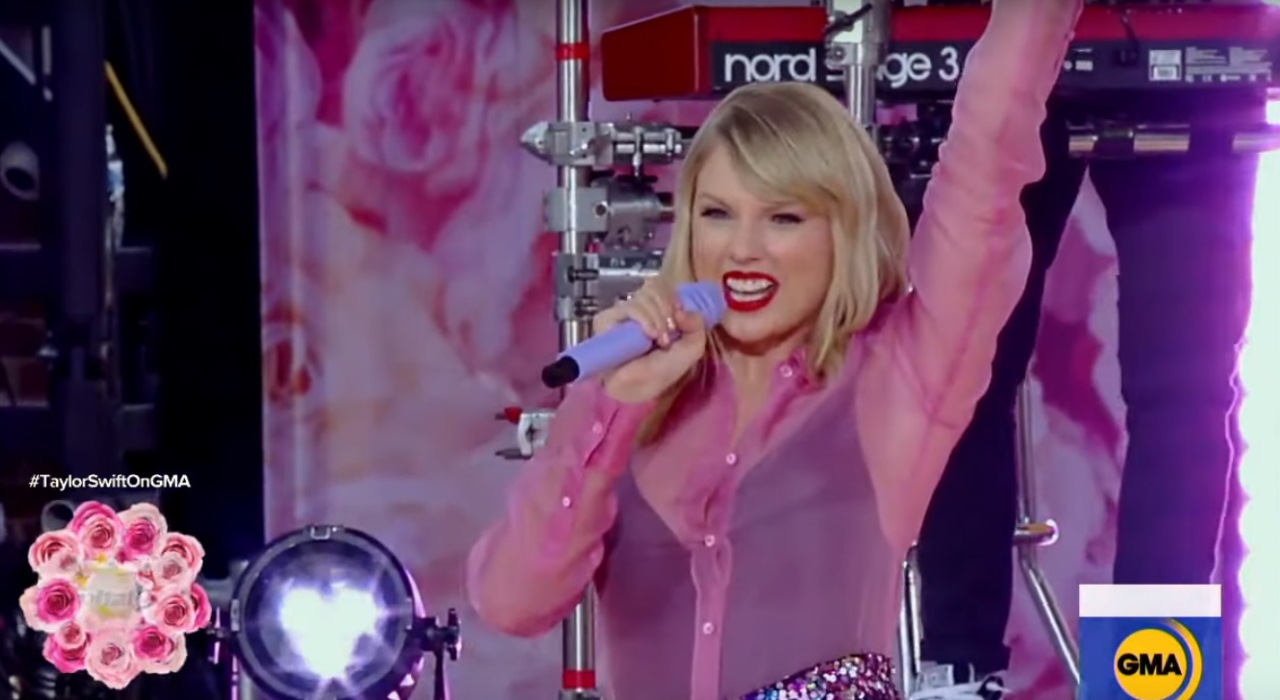 Taylor Swift faz show no Central Park, em Nova York, um dia antes de lançar o álbum Lover