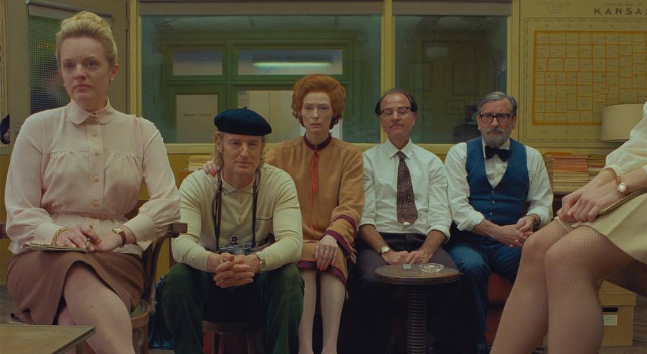 “A Crônica Francesa” reúne características de Wes Anderson mas não encanta | Crítica