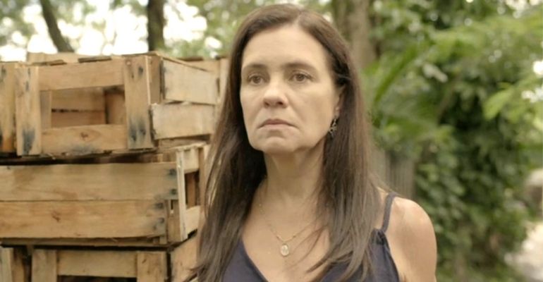 Regina Casé fala sobre Thelma na 2ª Fase de “Amor de Mãe”: “Carminha vai virar uma fofa”