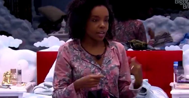 BBB20: Preocupada, Thelma diz que, caso ganhe o próximo líder, tirará Babu Santana e Felipe Prior da xepa