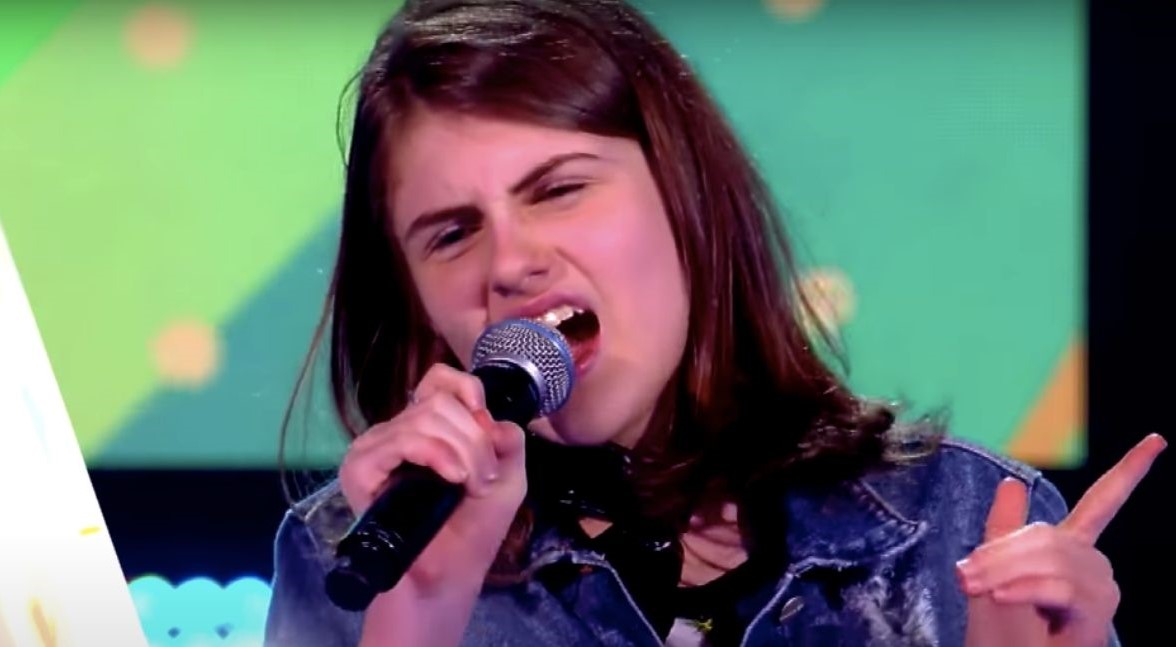 Ex-The Voice Kids desabafa sobre bastidores: “Deveria ser proibido”