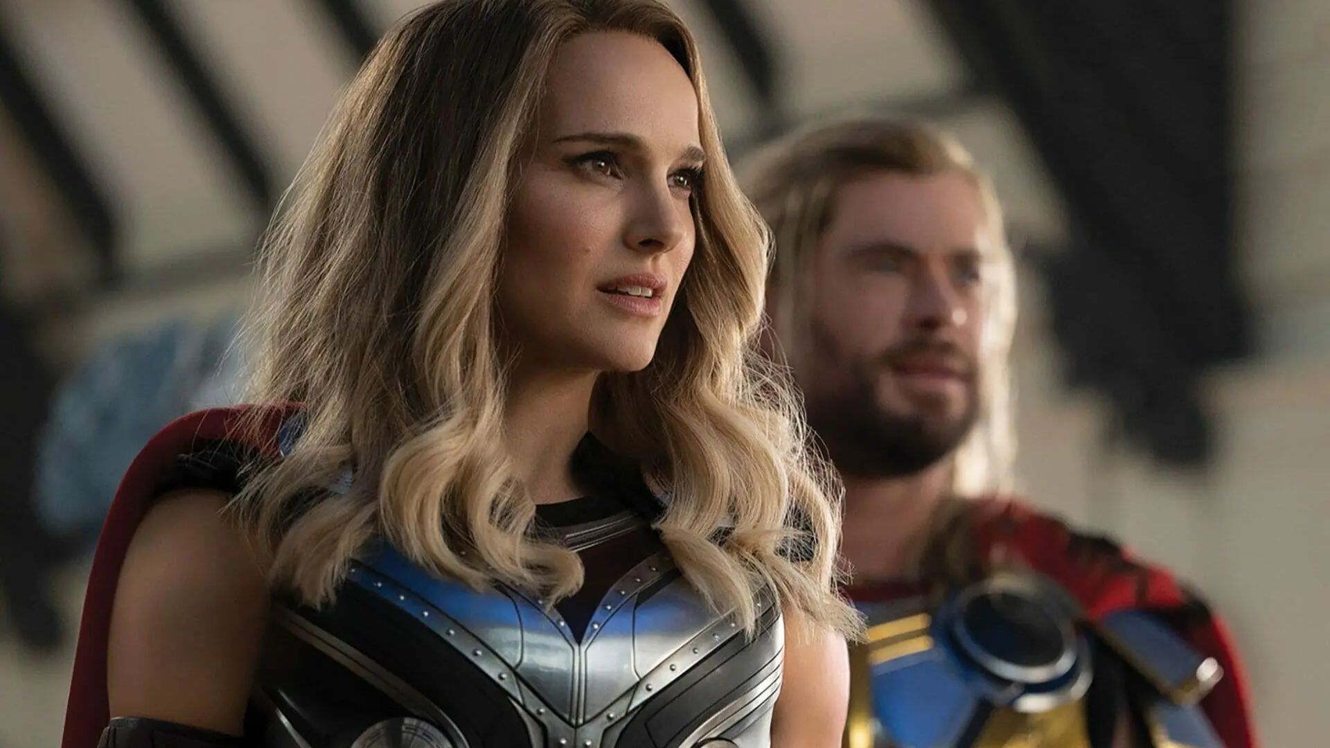 “Thor 4”: Kevin Feige garante que músculos de Natalie Portman não são CGI; entenda