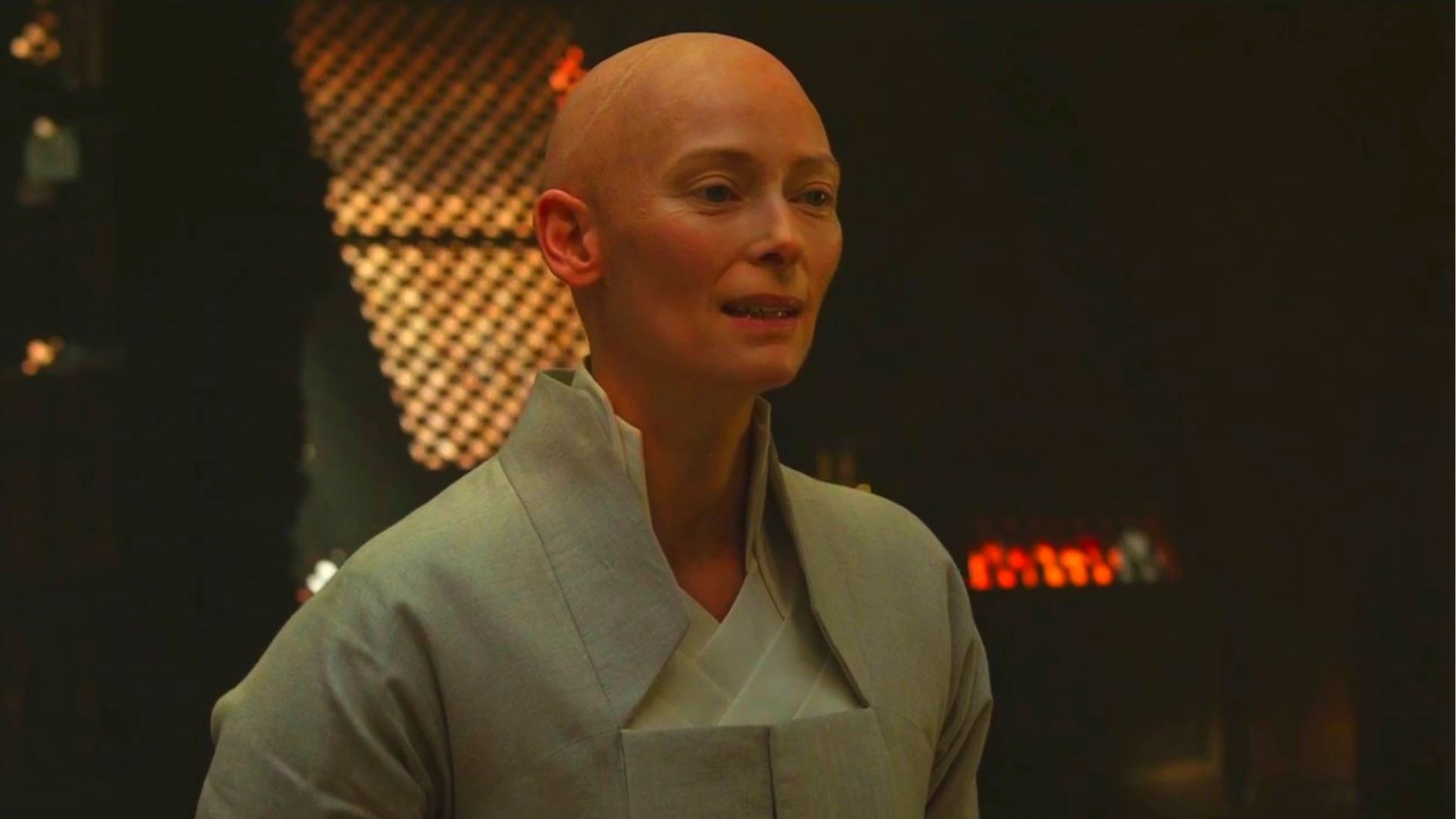 Tilda Swinton pode protagonizar minissérie da HBO inspirada em Parasita