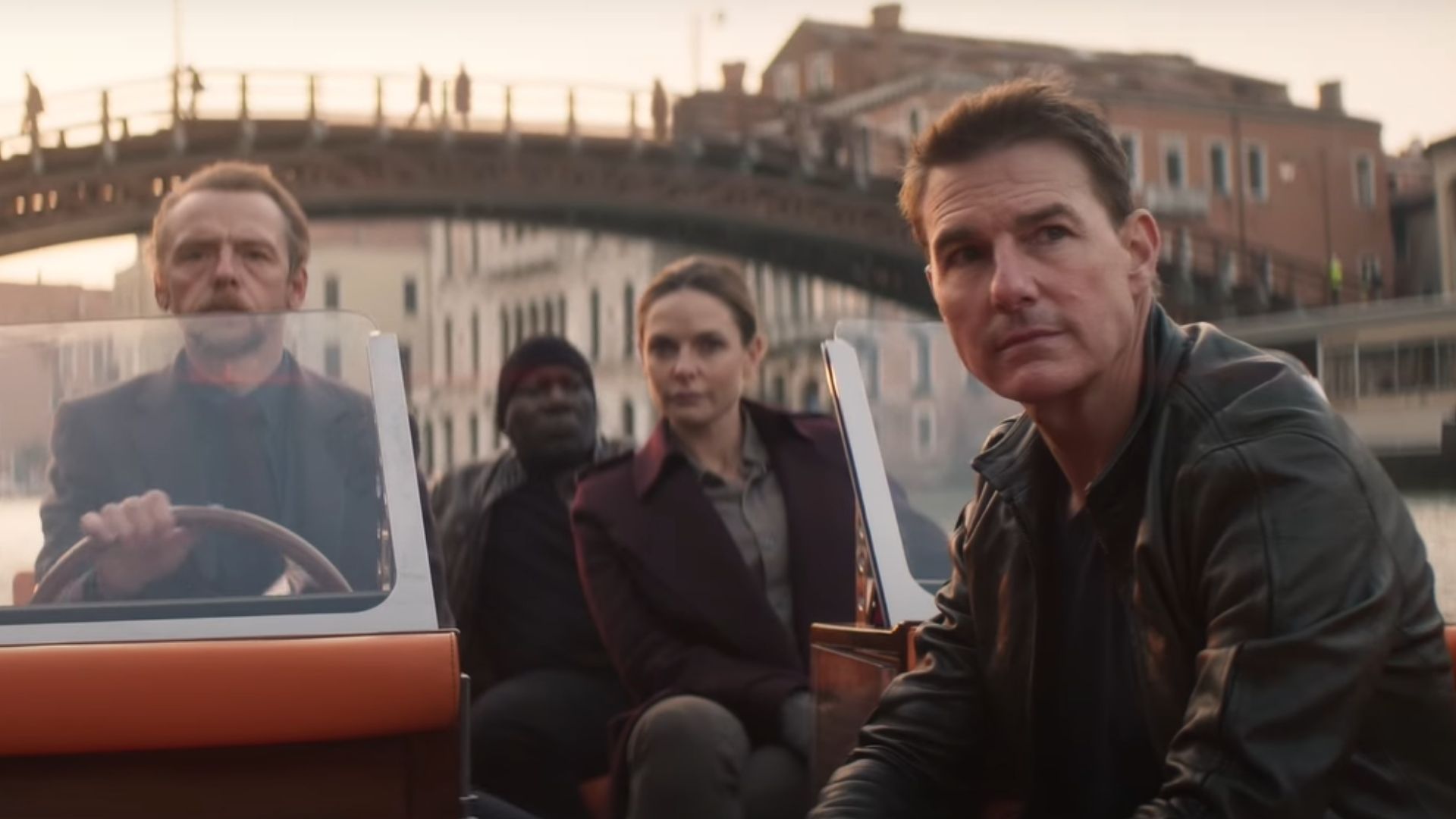 Tom Cruise luta por ideal no trailer eletrizante de “Missão Impossível 7”