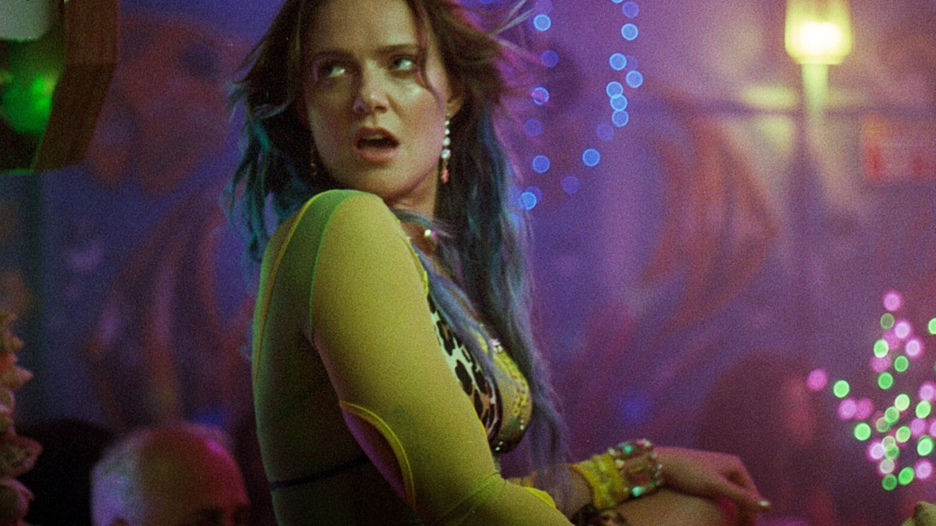 Are U Gonna Tell Her: Tove Lo divulga data de lançamento de videoclipe com Mc Zaac