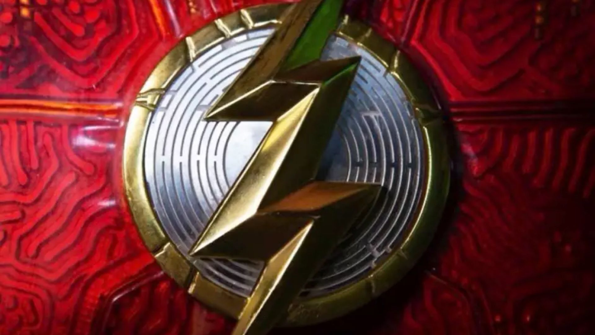 Trajes de Flash, Aquaman e mais personagens da DC são expostos ao público; veja