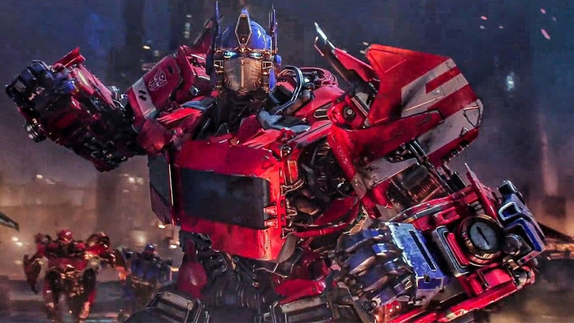 “Transformers: O Despertar das Feras” ganha novo pôster com Optimus Primes em destaque