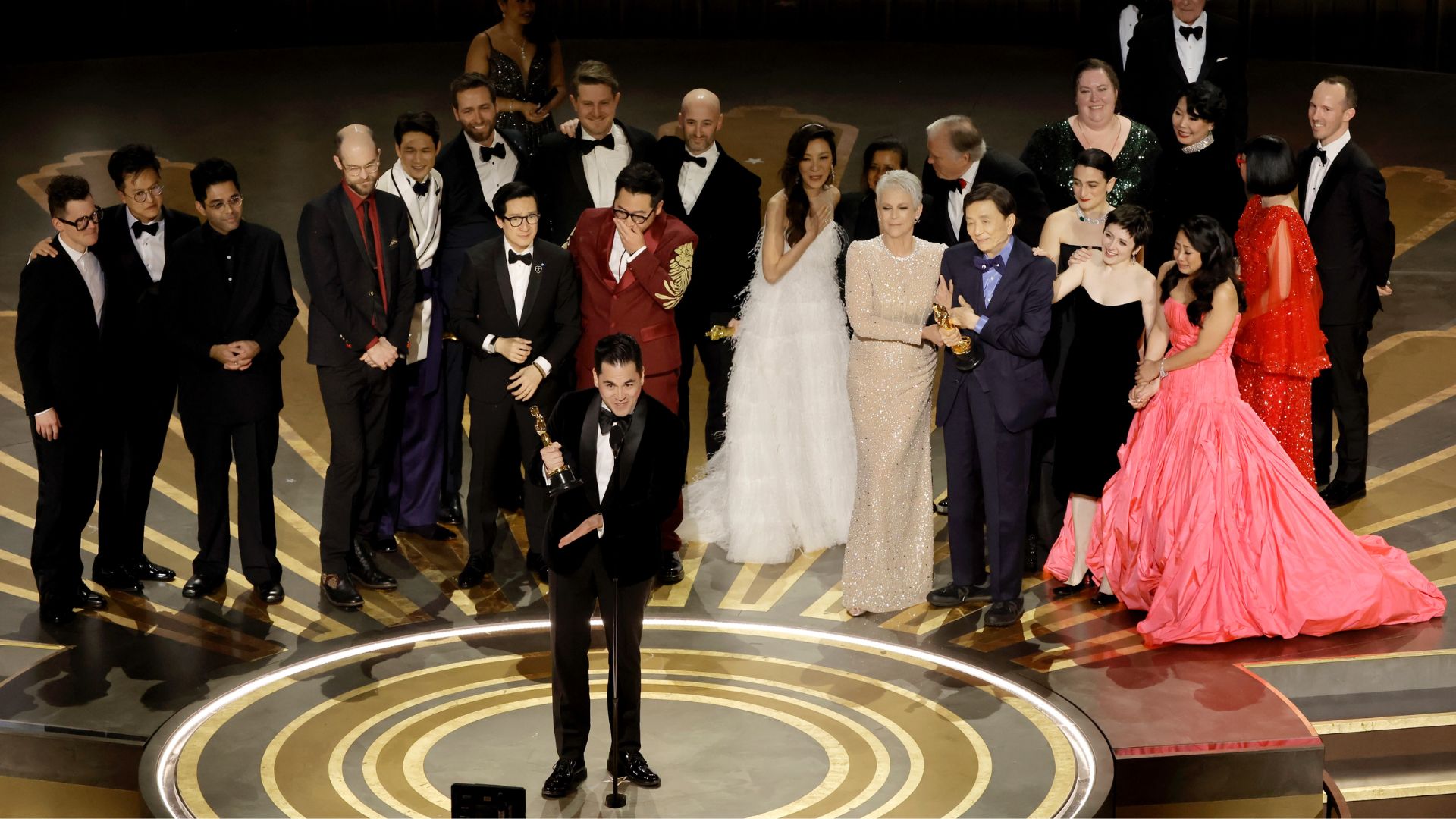 “Tudo em Todo o Lugar ao Mesmo Tempo” é o grande campeão do Oscar 2023; confira a lista de vencedores