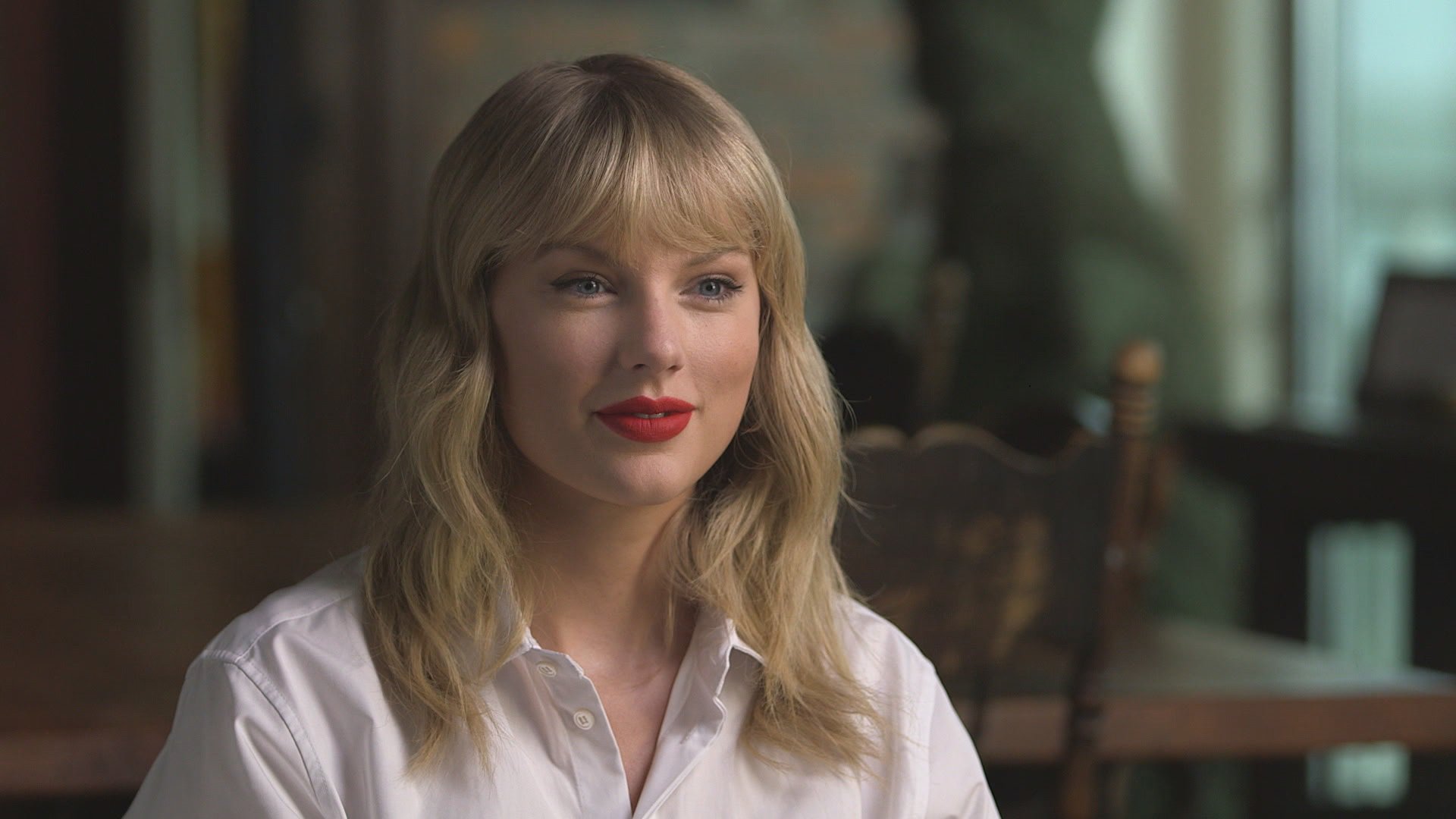 Taylor Swift deseja regravar suas faixas antigas que foram compradas por Scooter Braun